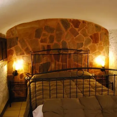 Casa rural Cueva El Haro *